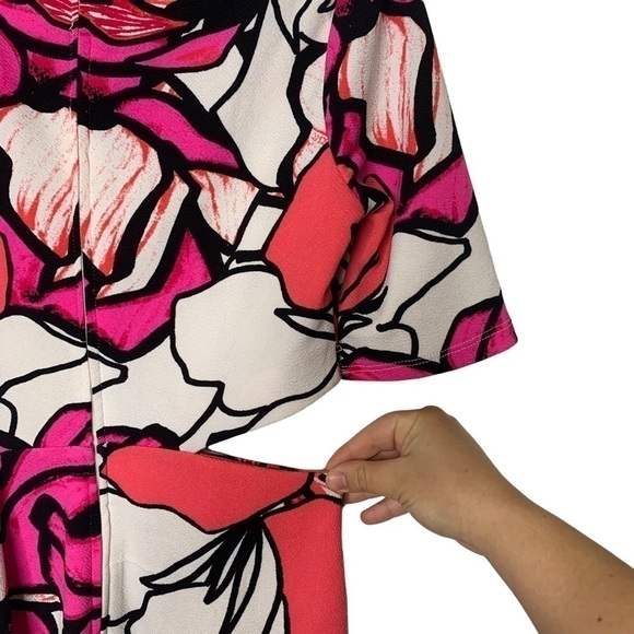 BISOU Bisou Short Sleeve Floral Cutout Midi Dress Size 8 - Picture 4 of 14